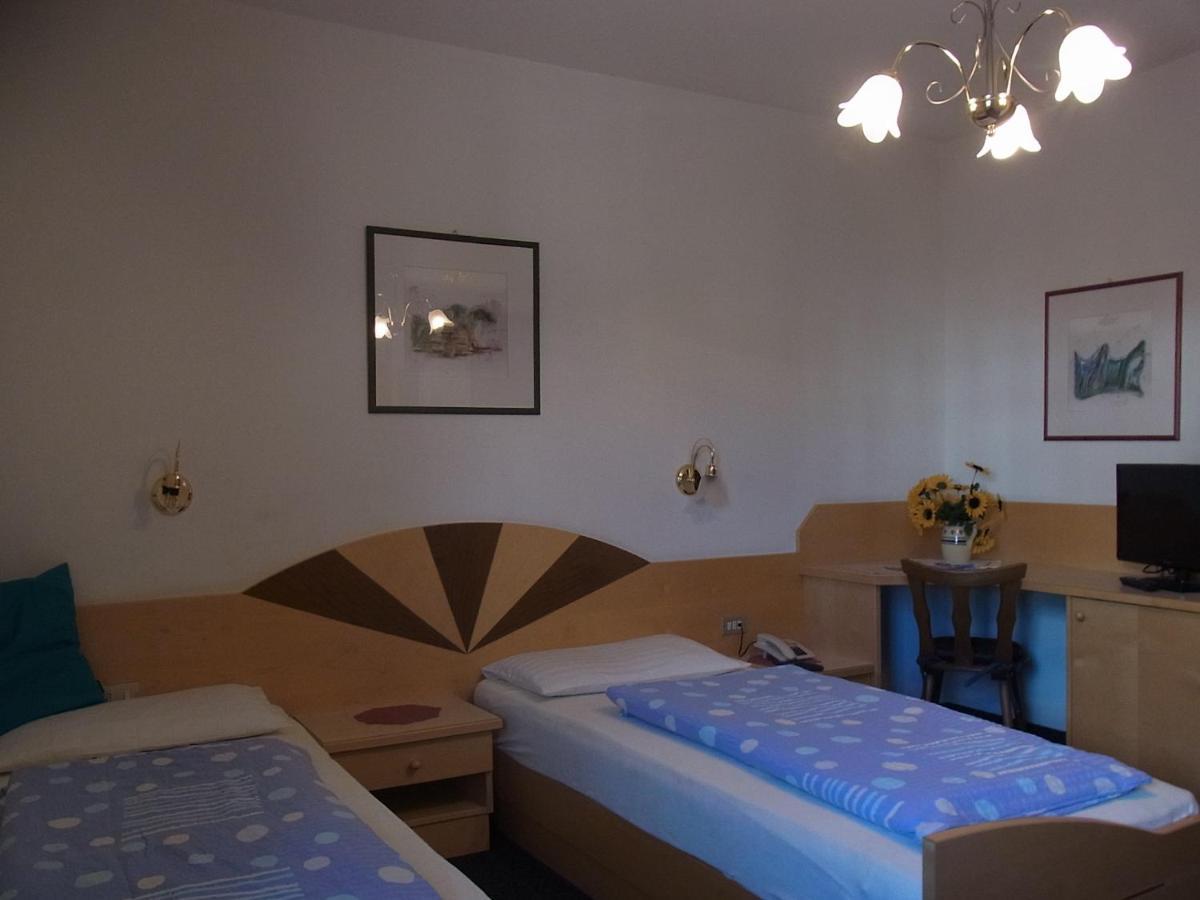 Pension Gallus Laces Bagian luar foto